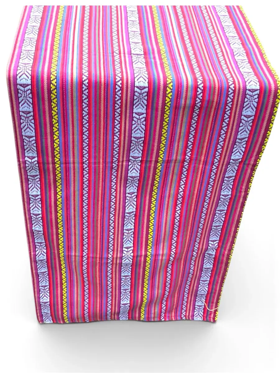 Camino de tela diseño aguayo