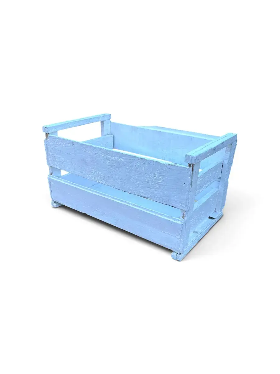 Caja blanca de madera rustica